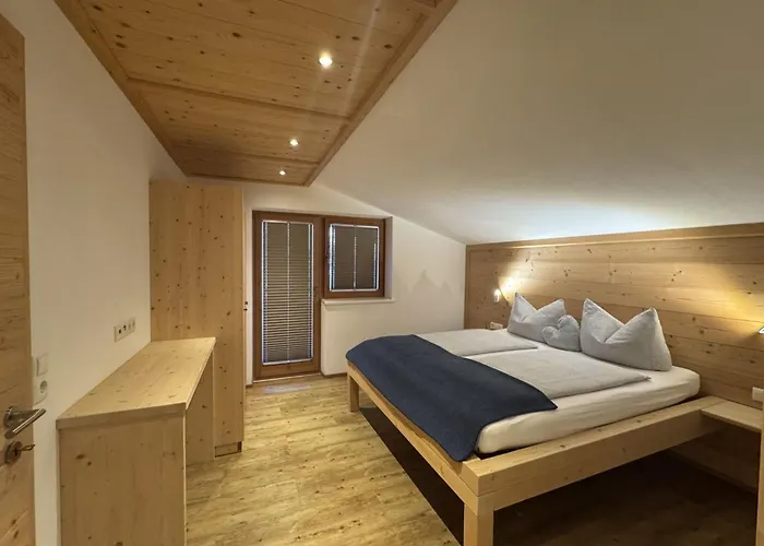 Hocheben By Interhome Ramsau im Zillertal