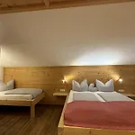 Appartement Hocheben By Interhome