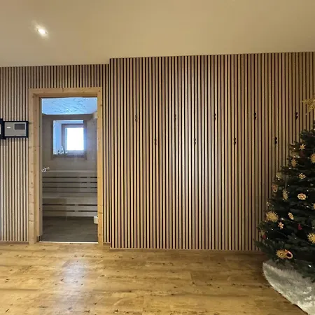 Hocheben By Interhome * 齐勒河谷的拉姆绍